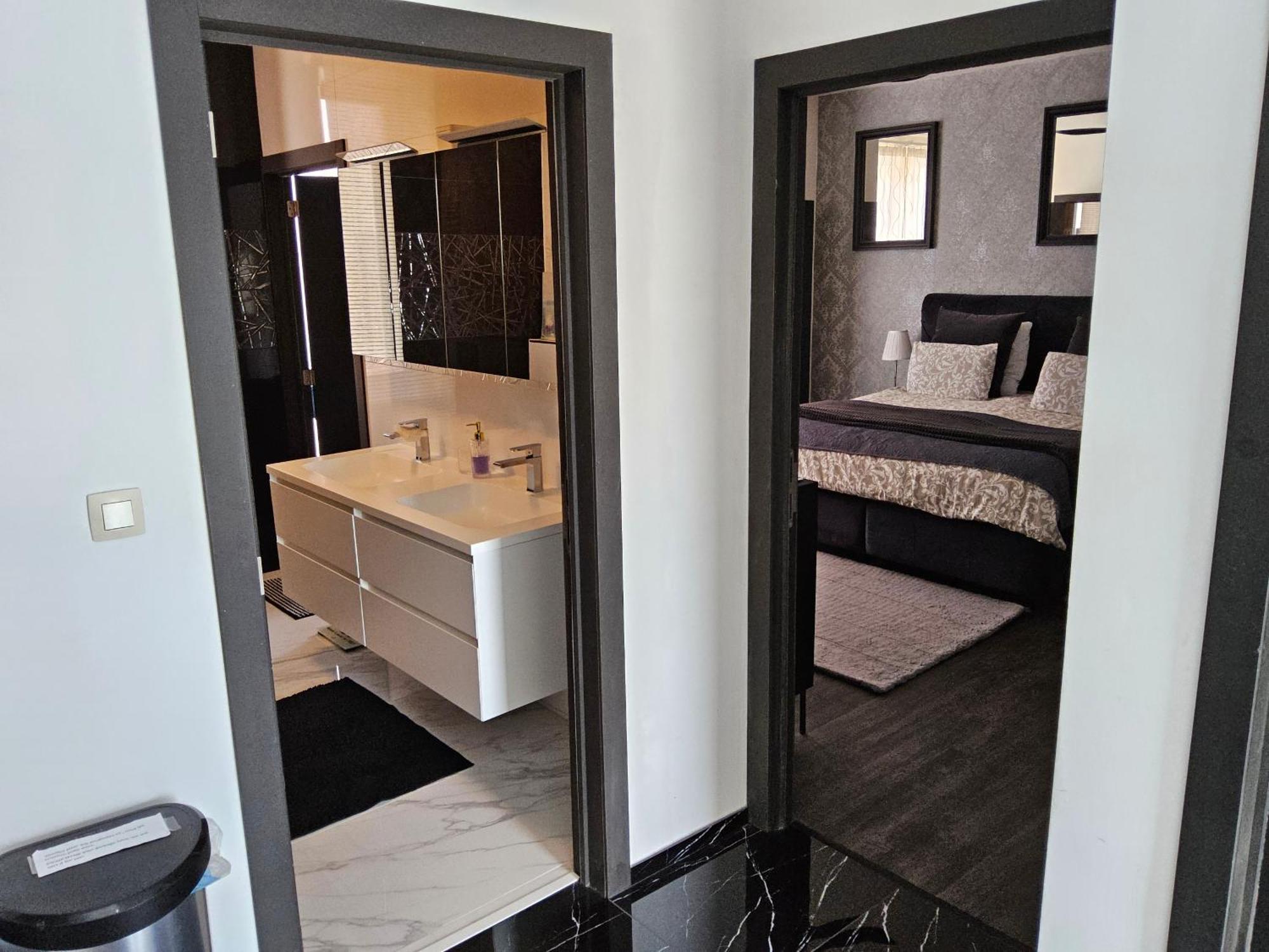 Chambre Deluxe Au 2Eme Etage, Chambre Double Au 4Eme Etage Not A Hotel 布鲁塞尔 外观 照片