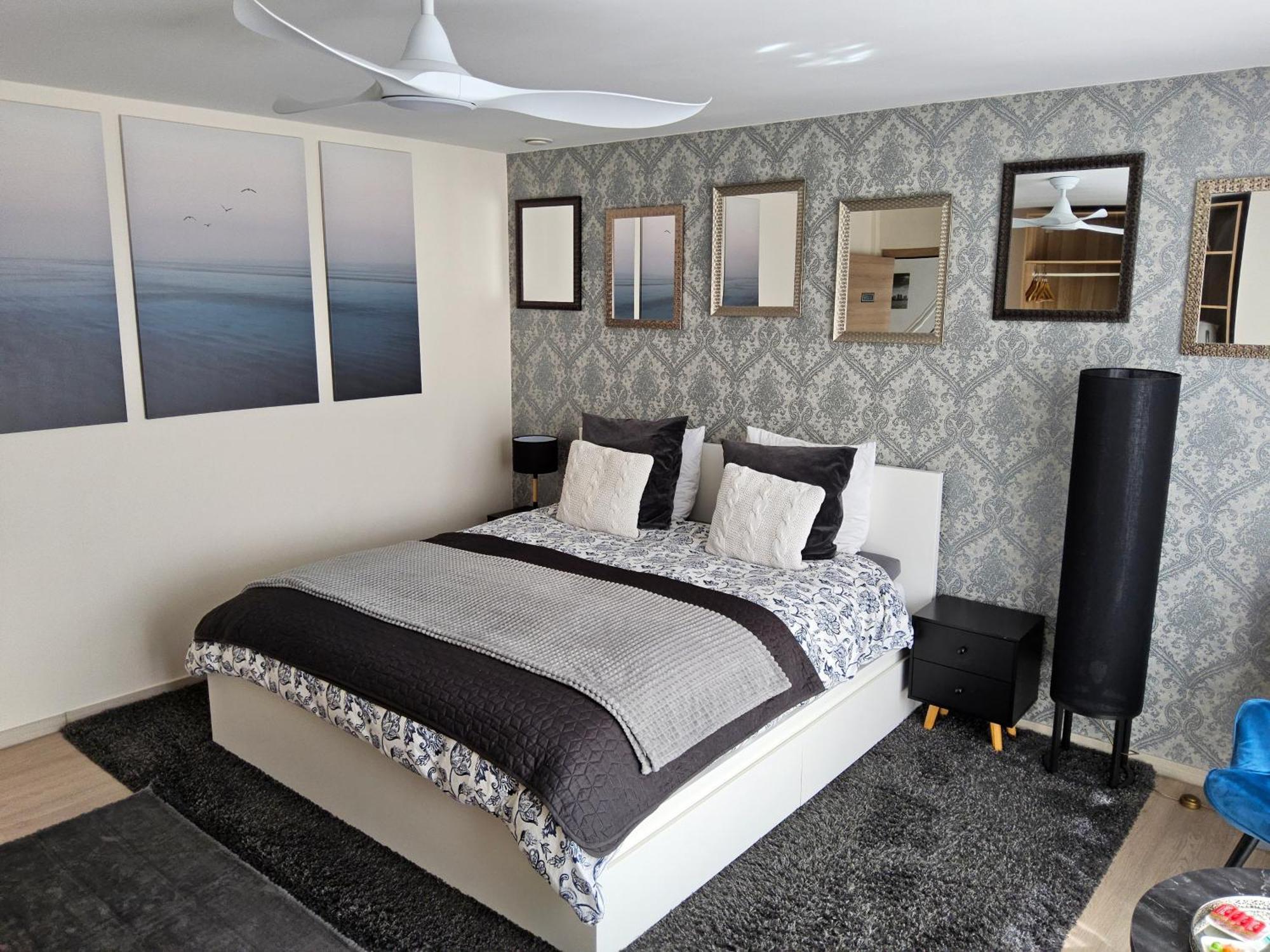 Chambre Deluxe Au 2Eme Etage, Chambre Double Au 4Eme Etage Not A Hotel 布鲁塞尔 外观 照片
